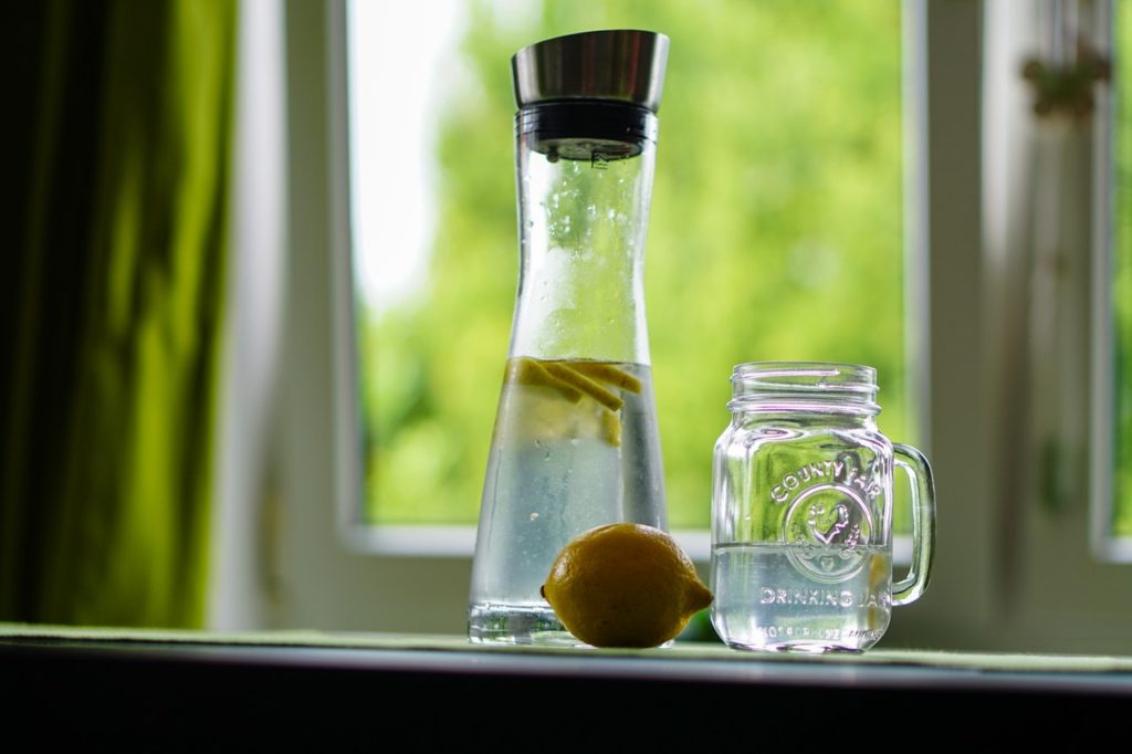 lemon water for detox